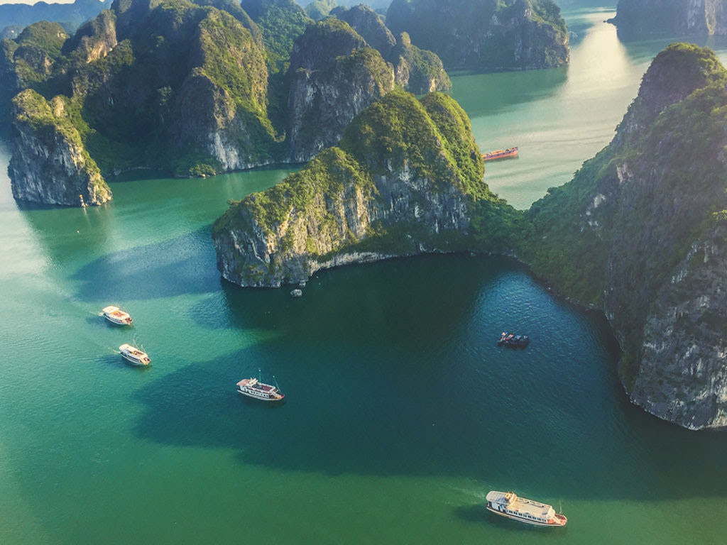 Ha Long Bay one of world